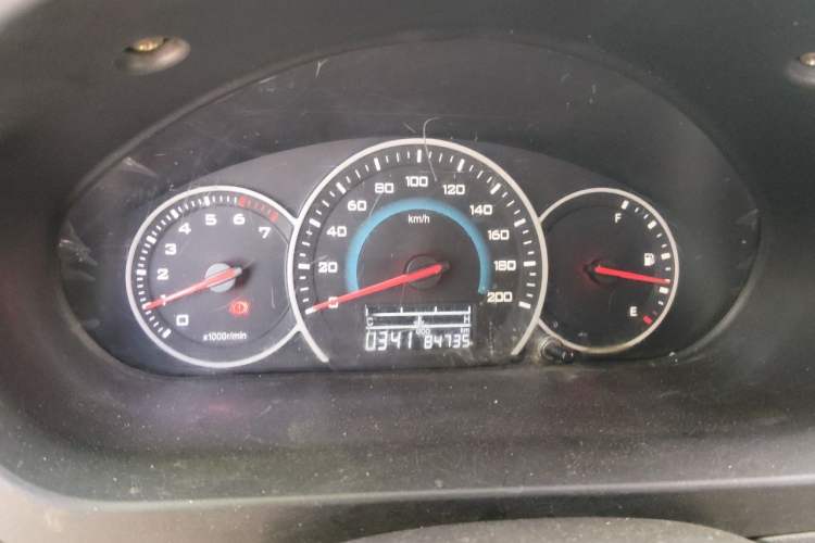 Used Wuling Rongguang V 2015 1.5L Base Version Instrument Cluster