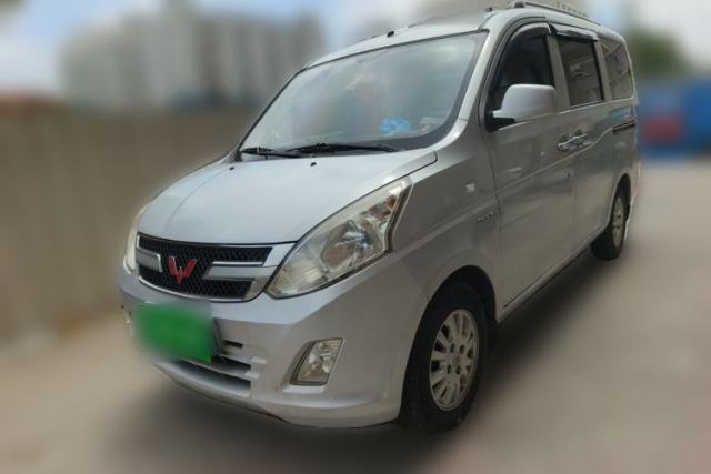 Used Wuling Rongguang V 2015 1.5L Base Version