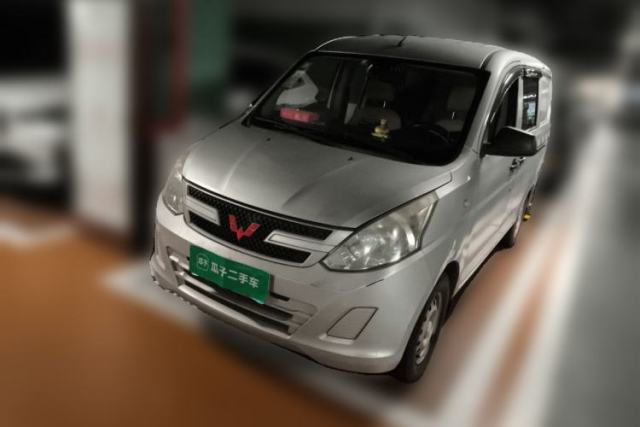 Used Wuling Rongguang V 2015 1.2L Practical Model