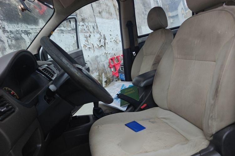 Used Wuling Rongguang V 2015 1.5L Standard Version Left Front Seat