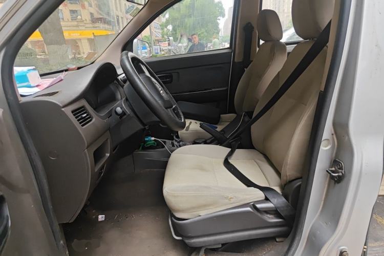 Used Wuling Rongguang V 2015 1.2L Base Version Left Front Seat
