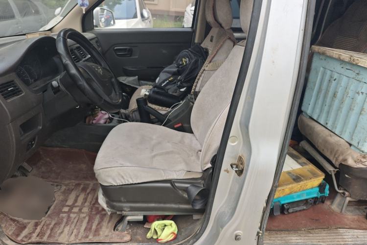 Used Wuling Rongguang V 2015 1.2L Standard Version Left Front Seat