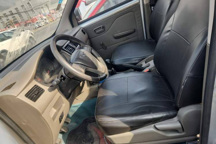 Used Wuling Rongguang V 2015 1.2L Practical Model Left Front Seat
