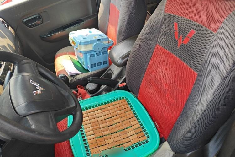Used Wuling Rongguang V 2015 1.2L Standard Version Left Front Seat