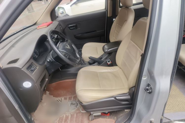 Used Wuling Rongguang V 2015 1.5L Standard Version Left Front Seat