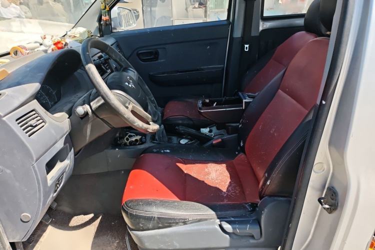 Used Wuling Rongguang V 2015 1.5L Base Version Left Front Seat