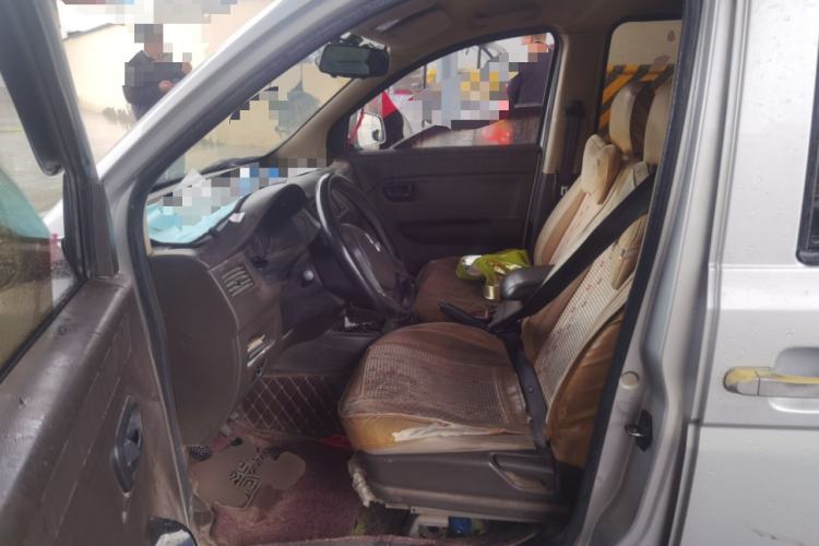Used Wuling Rongguang V 2015 1.2L Standard Version Left Front Seat