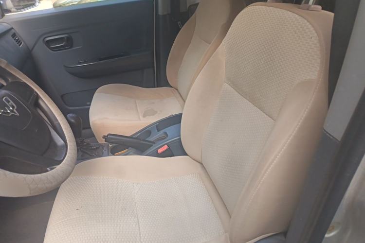 Used Wuling Rongguang V 2015 1.2L Base Version Left Front Seat