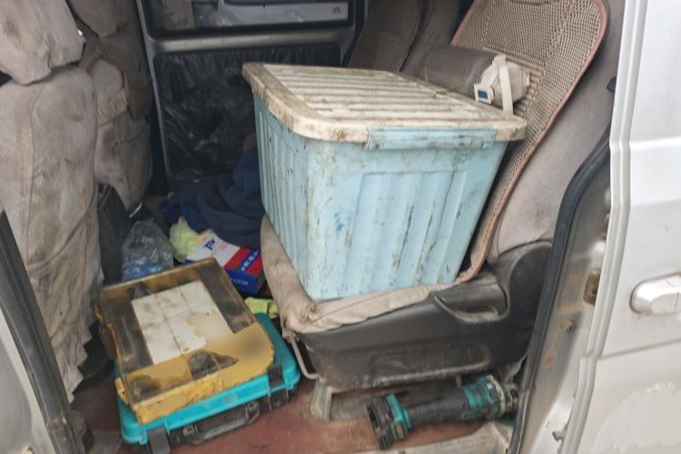 Used Wuling Rongguang V 2015 1.2L Standard Version Left Rear Seat