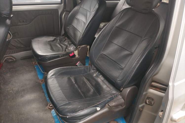 Used Wuling Rongguang V 2015 1.5L Standard Version Left Rear Seat