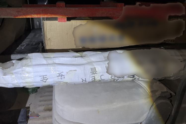 Used Wuling Rongguang V 2015 1.2L Practical Model Left Rear Seat