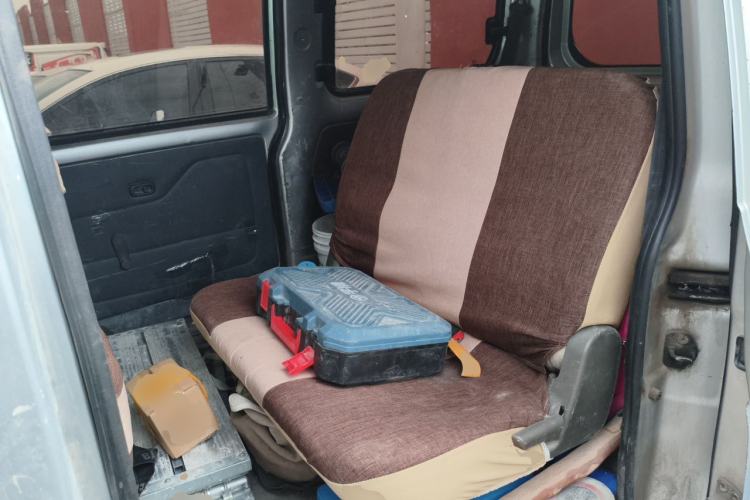 Used Wuling Rongguang V 2015 1.5L Base Version Left Rear Seat