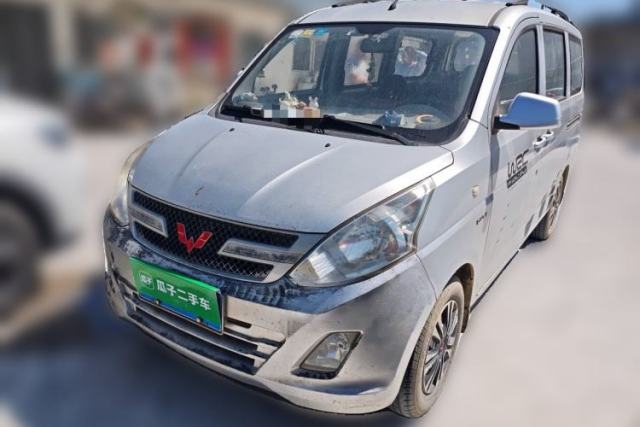 Used Wuling Rongguang V 2015 1.5L Base Version