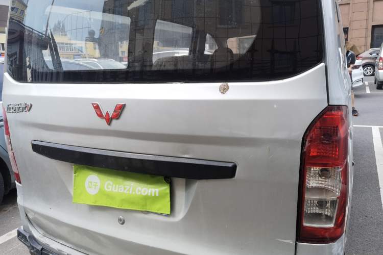 Used Wuling Rongguang V 2015 1.2L Practical Model Rear