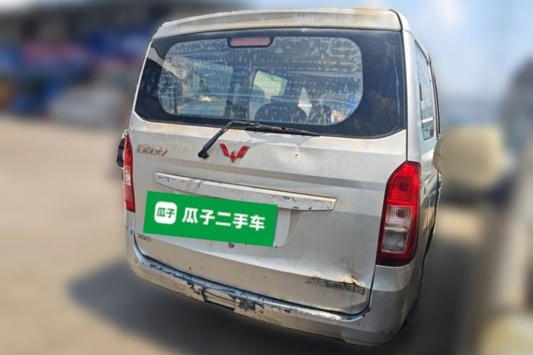 Used Wuling Rongguang V 2015 1.2L Standard Version Rear