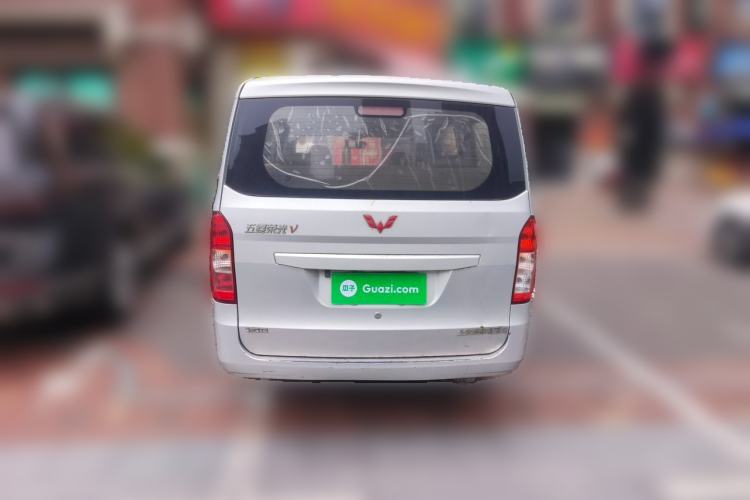 Used Wuling Rongguang V 2015 1.5L Standard Version Rear
