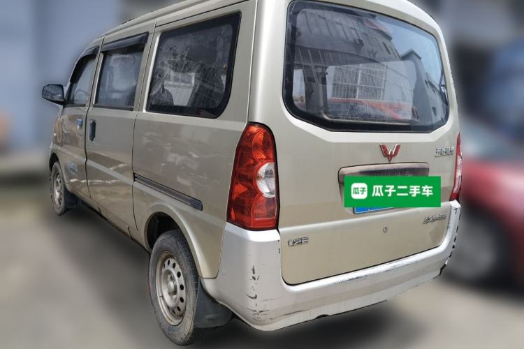 Used Wuling Rongguang V 2015 1.2L Base Version Rear Left 45 Deg