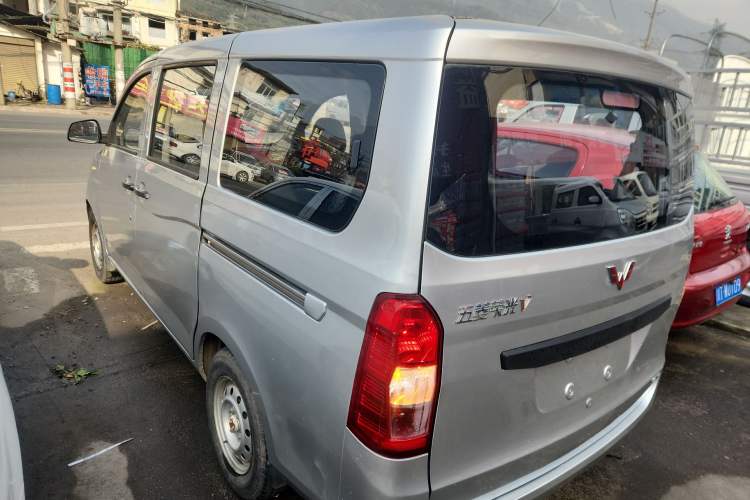 Used Wuling Rongguang V 2015 1.2L Practical Model Rear Left 45 Deg
