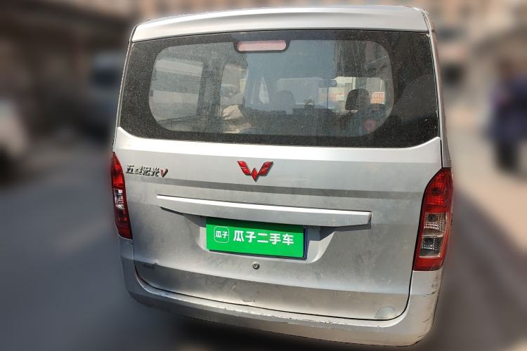 Used Wuling Rongguang V 2015 1.5L Base Version Rear