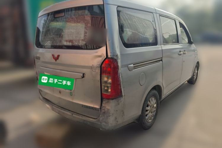 Used Wuling Rongguang V 2015 1.5L Standard Version Rear Right 45 Deg