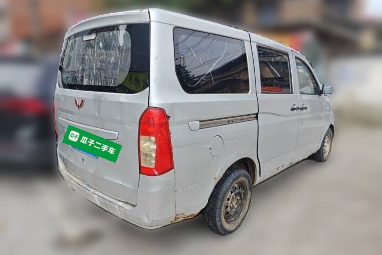 Used Wuling Rongguang V 2015 1.2L Practical Model Rear Right 45 Deg