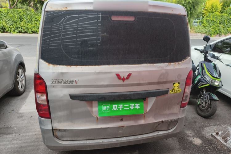 Used Wuling Rongguang V 2015 1.5L Base Version Rear