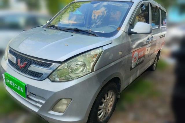 Used Wuling Rongguang V 2015 1.2L Standard Version