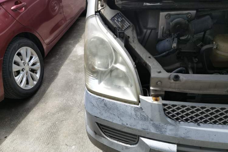 Used Wuling Rongguang V 2015 1.2L Base Version Right Front Headlight