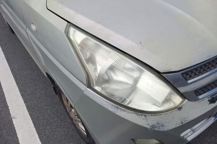 Used Wuling Rongguang V 2015 1.5L Base Version Right Front Headlight