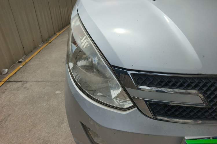 Used Wuling Rongguang V 2015 1.5L Base Version Right Front Headlight