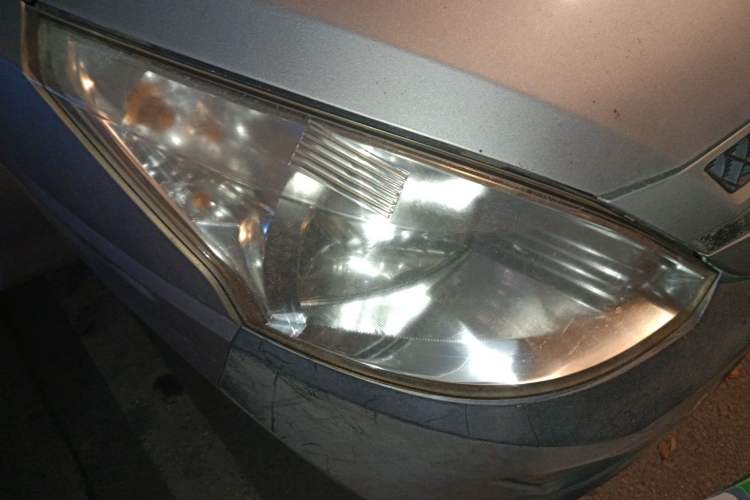 Used Wuling Rongguang V 2015 1.2L Base Version Right Front Headlight
