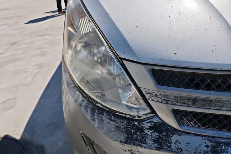 Used Wuling Rongguang V 2015 1.5L Base Version Right Front Headlight