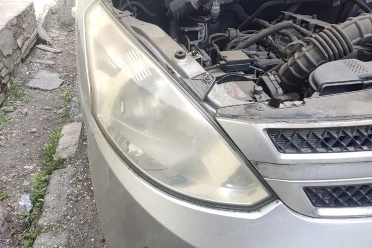 Used Wuling Rongguang V 2015 1.5L Base Version Right Front Headlight