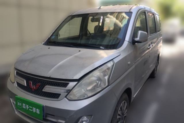 Used Wuling Rongguang V 2015 1.5L Base Version