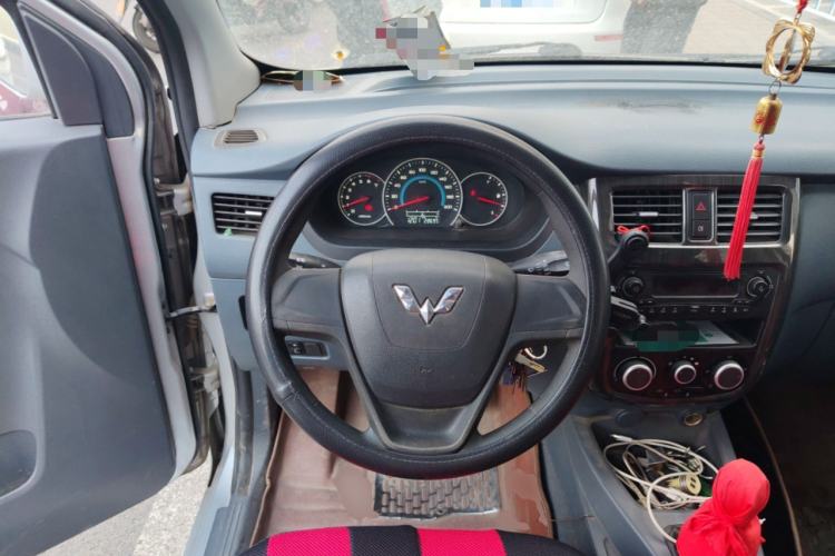 Used Wuling Rongguang V 2015 1.5L Base Version Steering Wheel
