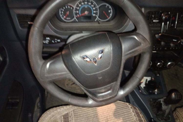 Used Wuling Rongguang V 2015 1.2L Base Version Steering Wheel