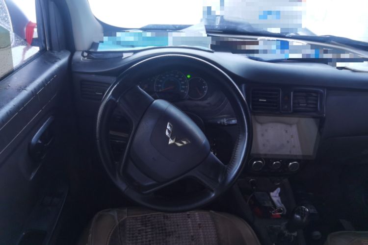 Used Wuling Rongguang V 2015 1.2L Standard Version Steering Wheel