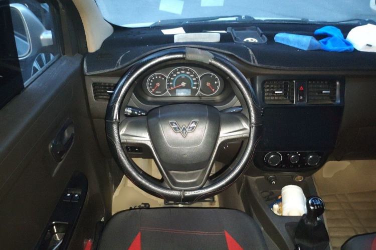 Used Wuling Rongguang V 2015 1.2L Base Version Steering Wheel