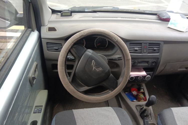 Used Wuling Rongguang V 2015 1.2L Practical Model Steering Wheel