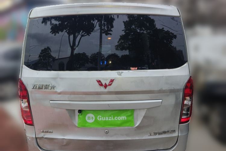 Used Wuling Rongguang V 2015 1.5L Standard Version Trunk