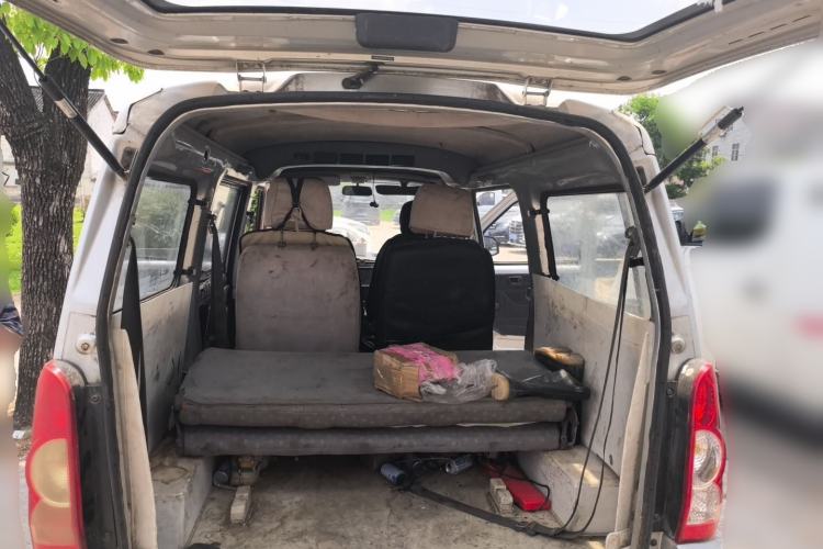 Used Wuling Rongguang V 2015 1.2L Base Version Trunk