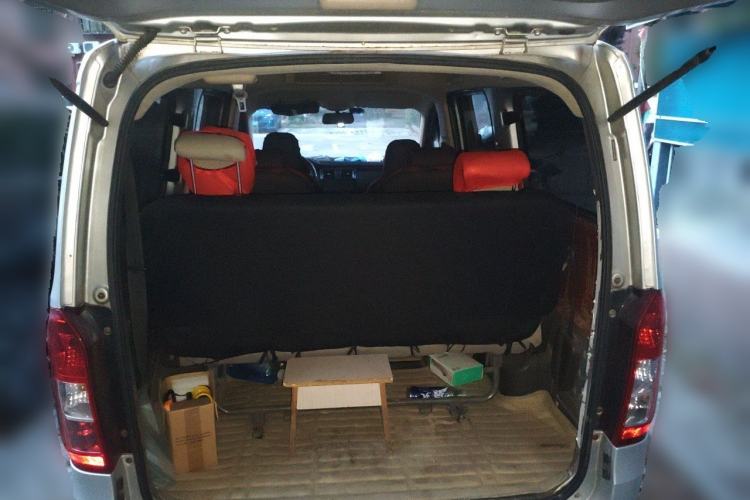 Used Wuling Rongguang V 2015 1.2L Base Version Trunk