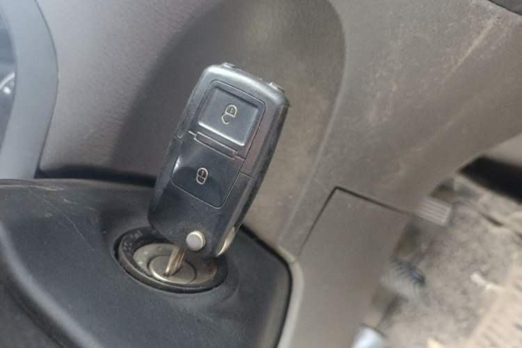 Used Wuling Rongguang V 2015 1.5L Base Version Vehicle Key