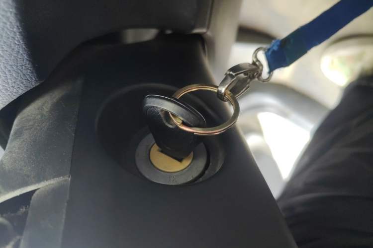 Used Wuling Rongguang V 2015 1.2L Base Version Vehicle Key