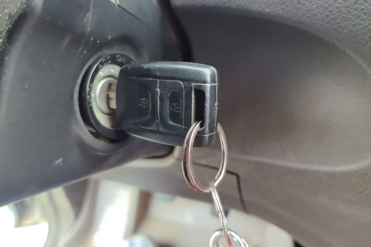 Used Wuling Rongguang V 2015 1.2L Base Version Vehicle Key