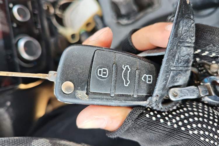 Used Wuling Rongguang V 2015 1.5L Base Version Vehicle Key