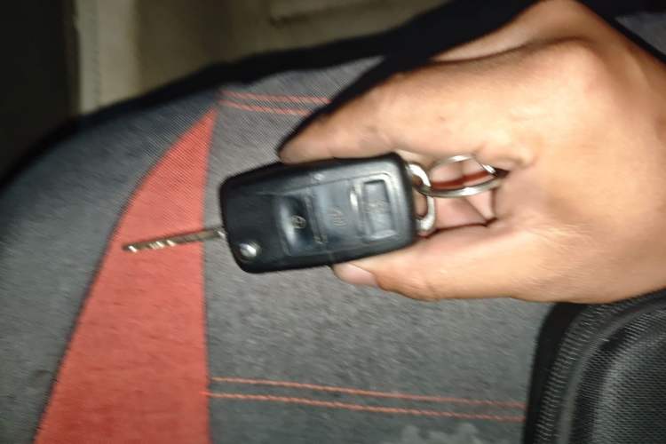 Used Wuling Rongguang V 2015 1.2L Base Version Vehicle Key