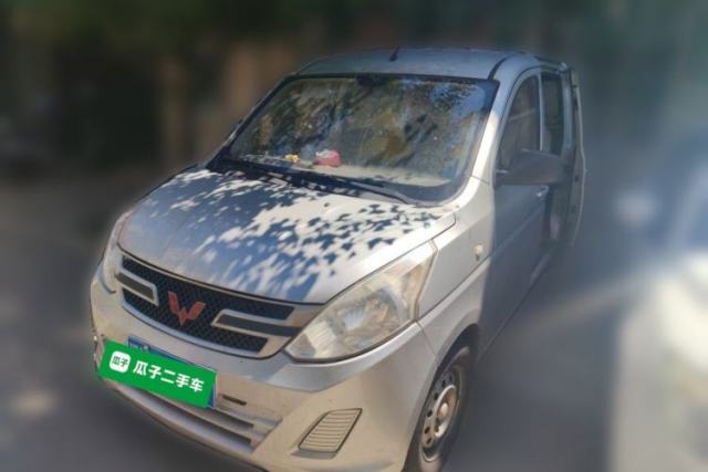 Used Wuling Rongguang V 2015 1.2L Practical Model