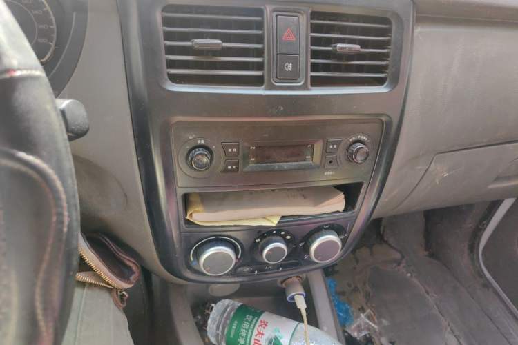 Used Wuling Rongguang V 2015 1.2L Practical Model Audio And AC Panel