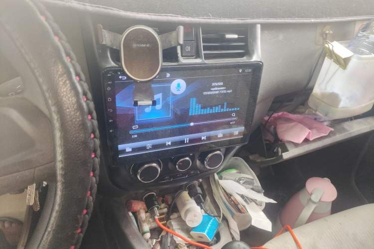 Used Wuling Rongguang V 2015 1.5L Practical Version Audio And AC Panel